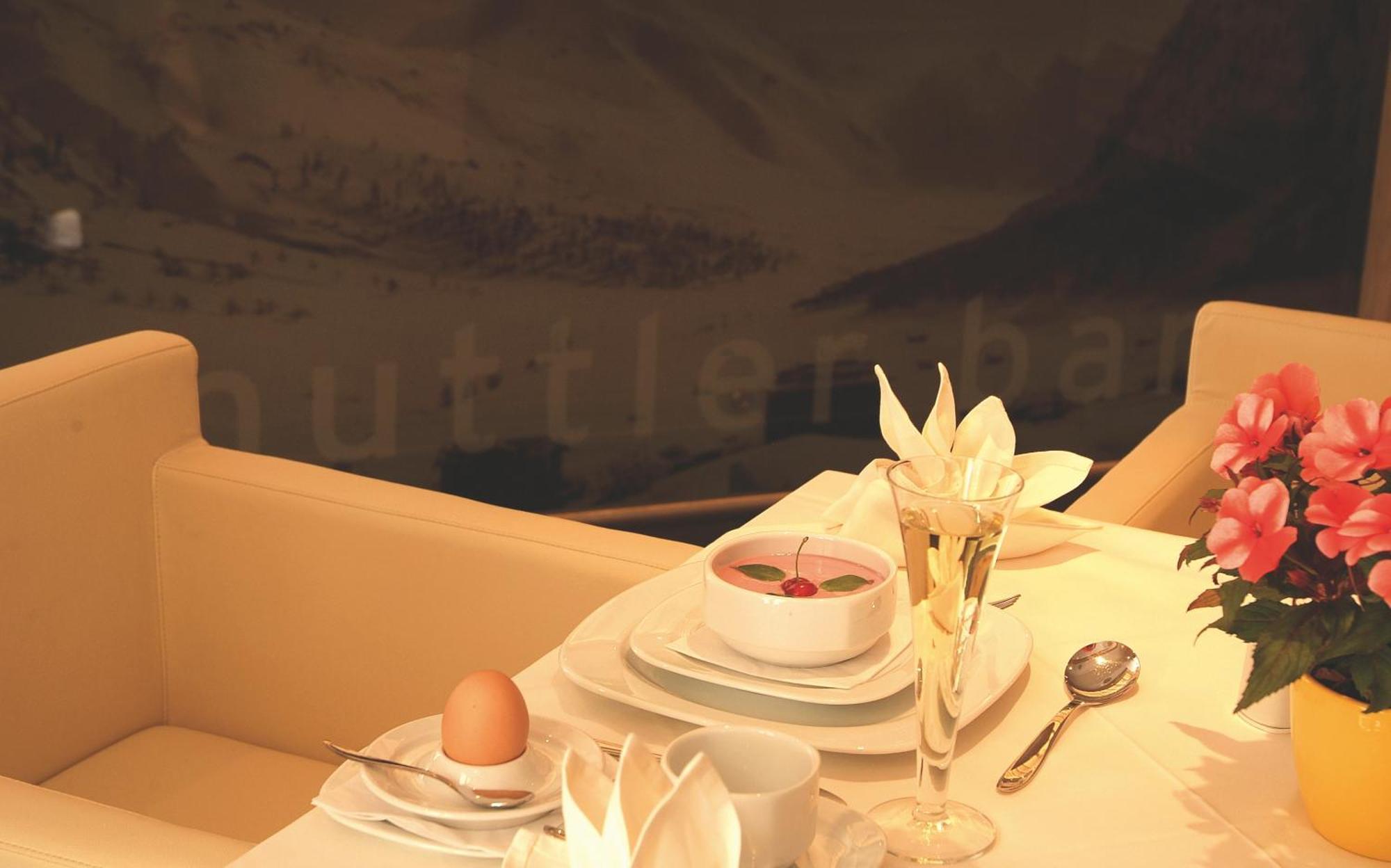 Hotel Garni Muttler Alpinresort & Spa Samnaun Exterior photo